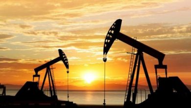 صورة النفط يواصل الارتفاع نتيجة تعطل الإمدادات في تكساس