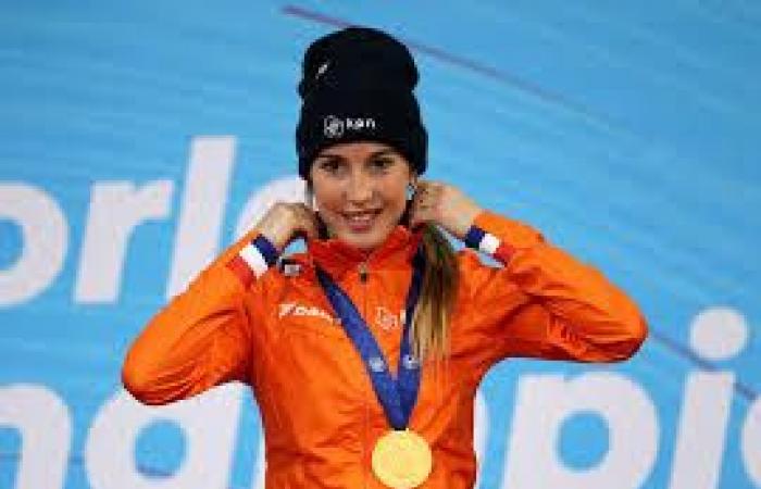 صورة وفاة لاعبة تزلج سريع هولندية عن عمر 27 عاما متأثرة بمرضها